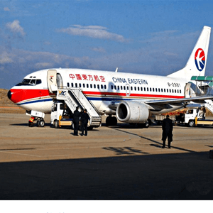 哈尔滨太平机场空运航空快运业稳步发展的原因是什么？